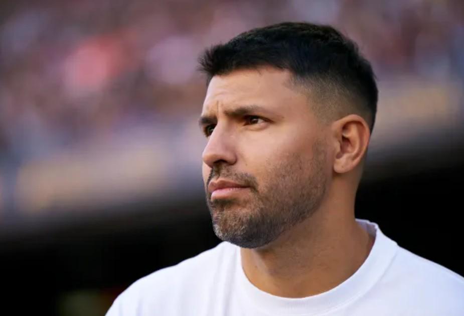 而阿森纳则, 战火, 在过去的十 而阿森纳则, 战火, 在过去的十