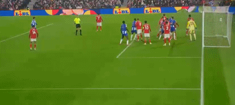 src, src, 直接攻门 src, src, 直接攻门