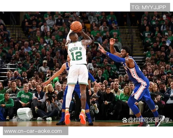 凯尔特人与76人季后赛第四场激战回顾与精彩瞬间分析